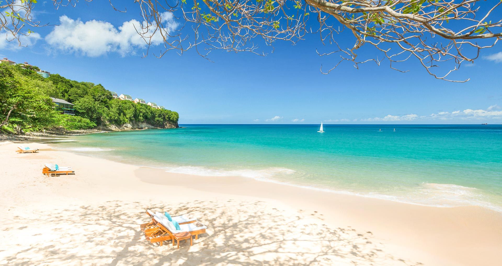 The 5 Best Beaches in St. Lucia