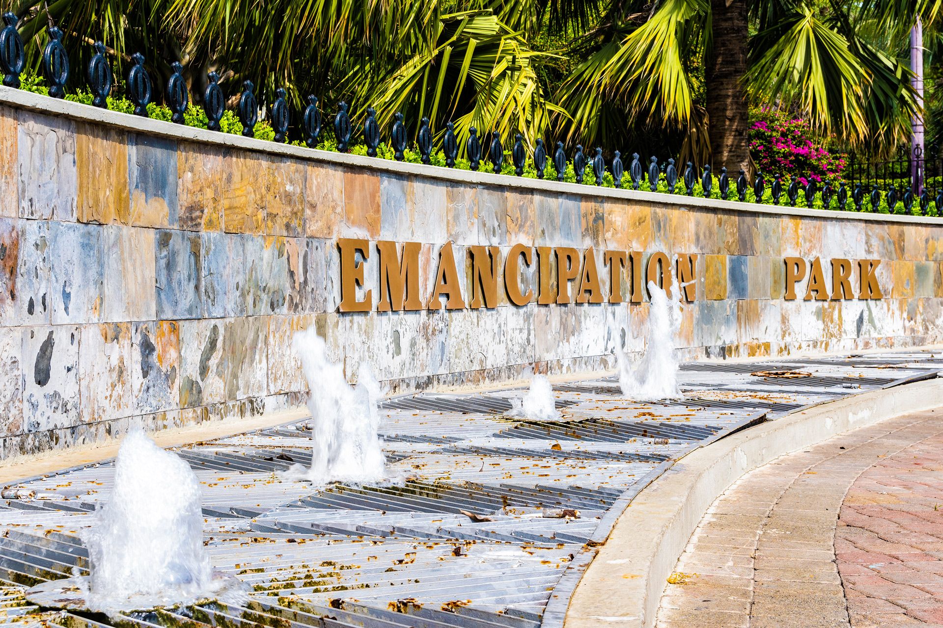 40 Amazing Things To Do In Jamaica Points of Interest Sandals