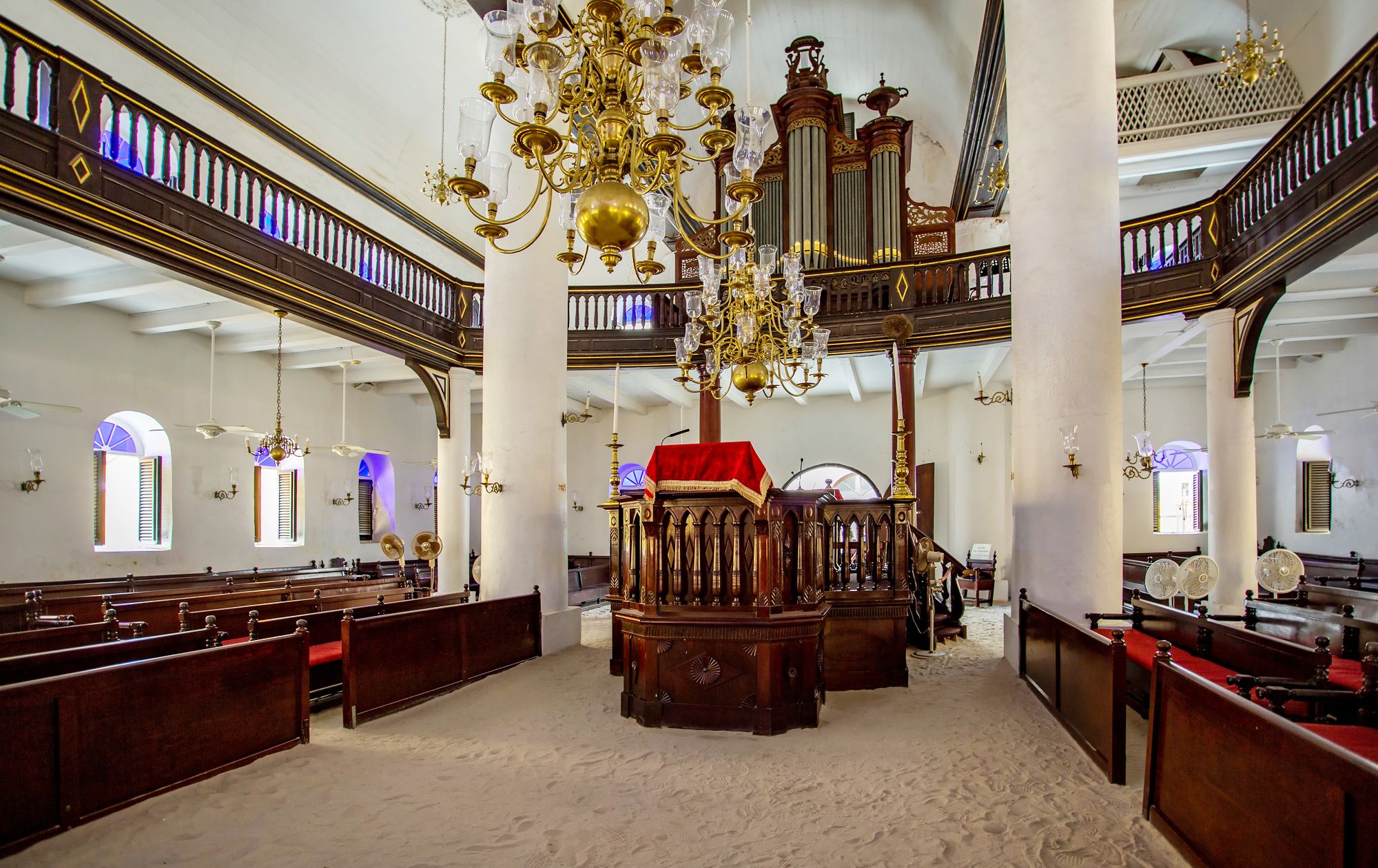 Mikve-Israel-Emanuel-Synagogue