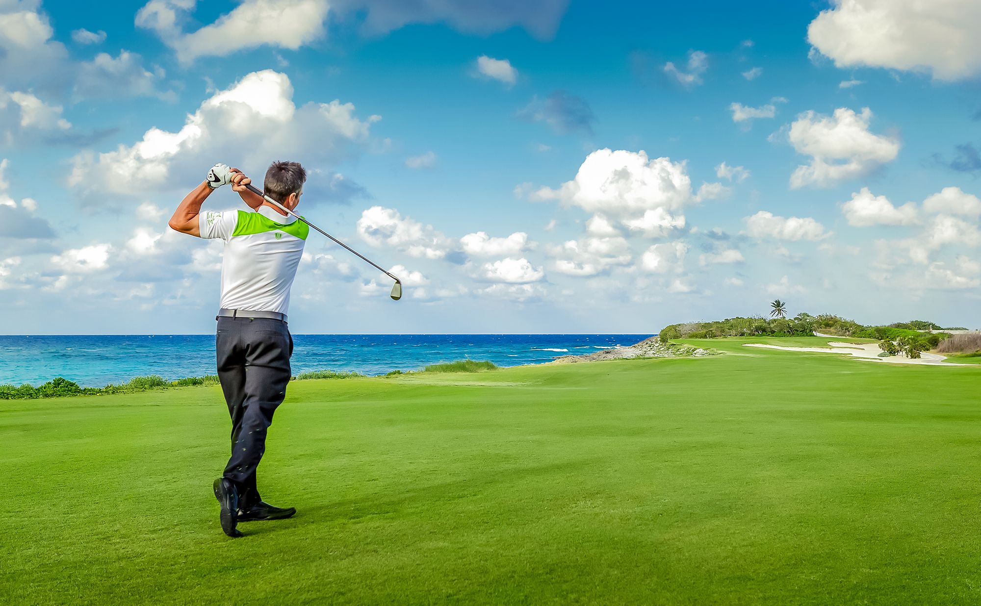 Tee Off At the 10 Best Golf Courses In The Bahamas