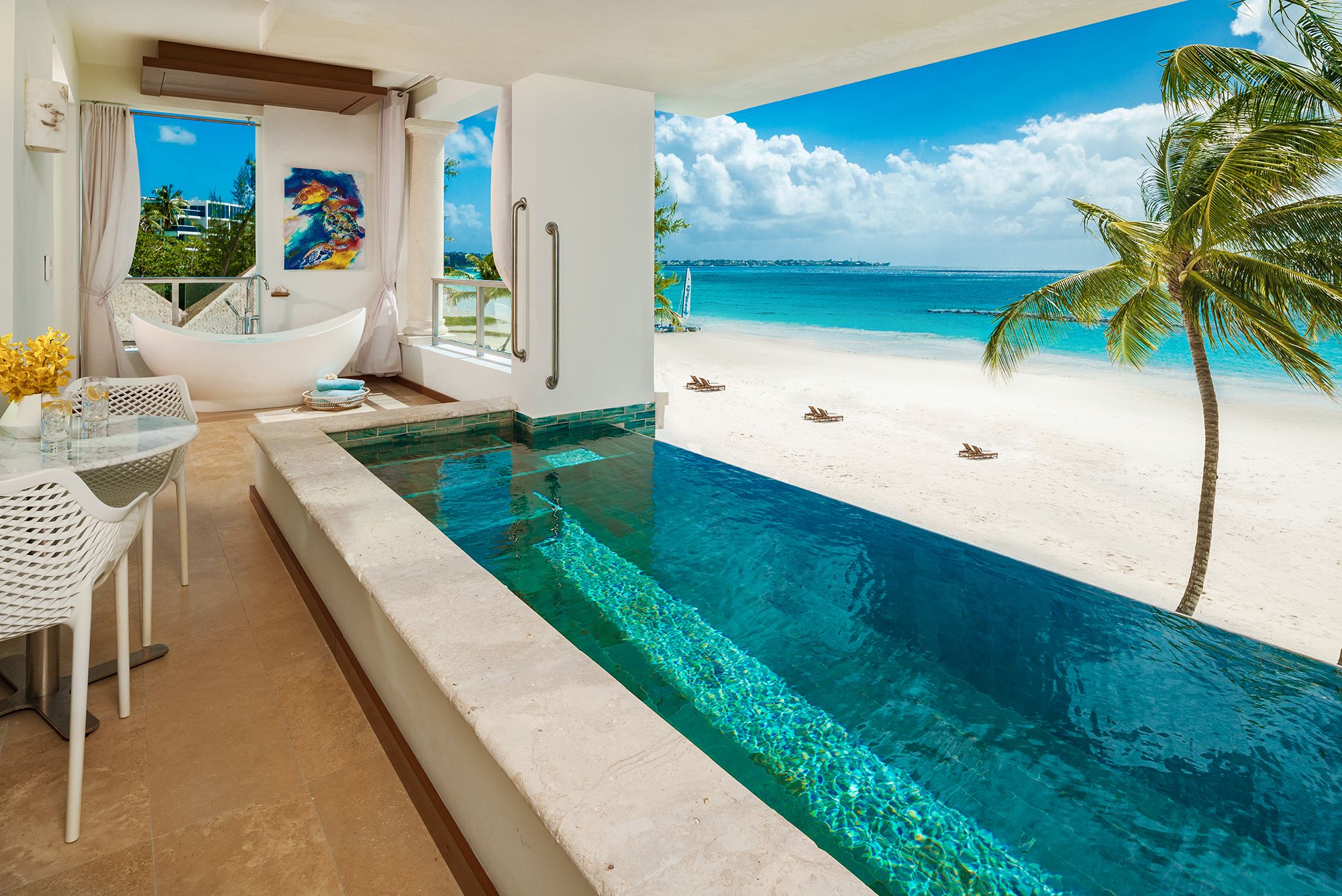 Beachfront-Skypool-Butler-Suite-with-Balcony-Tranquility-Soaking-Tub-2