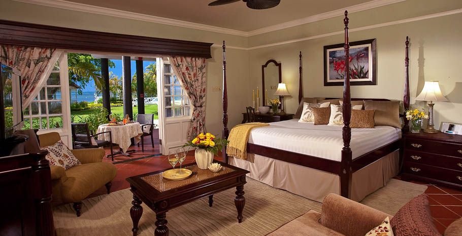 sng Honeymoon Beachfront Butler Suite