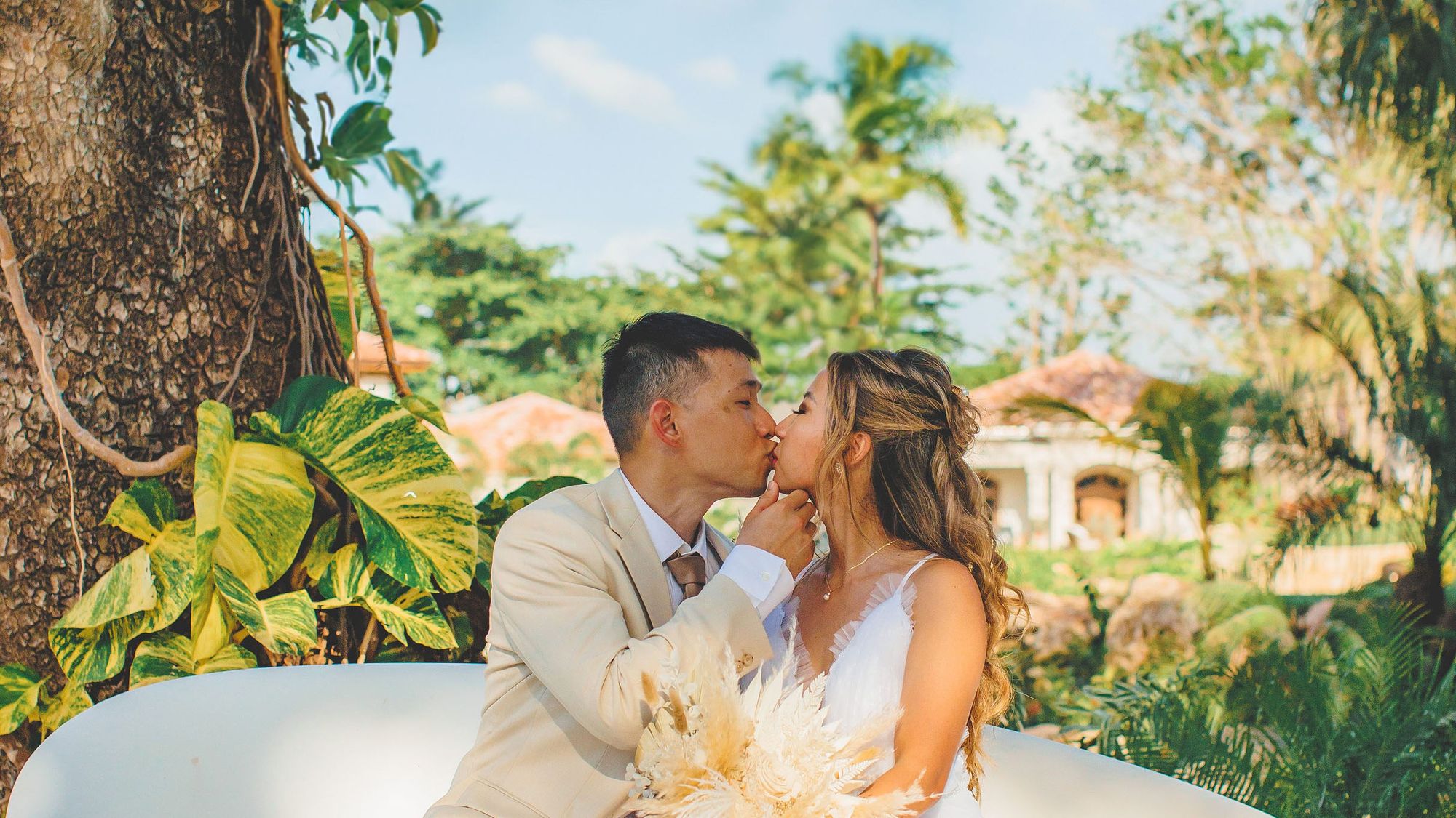 A Blissful Island Wedding Celebration: Kim & Timmy