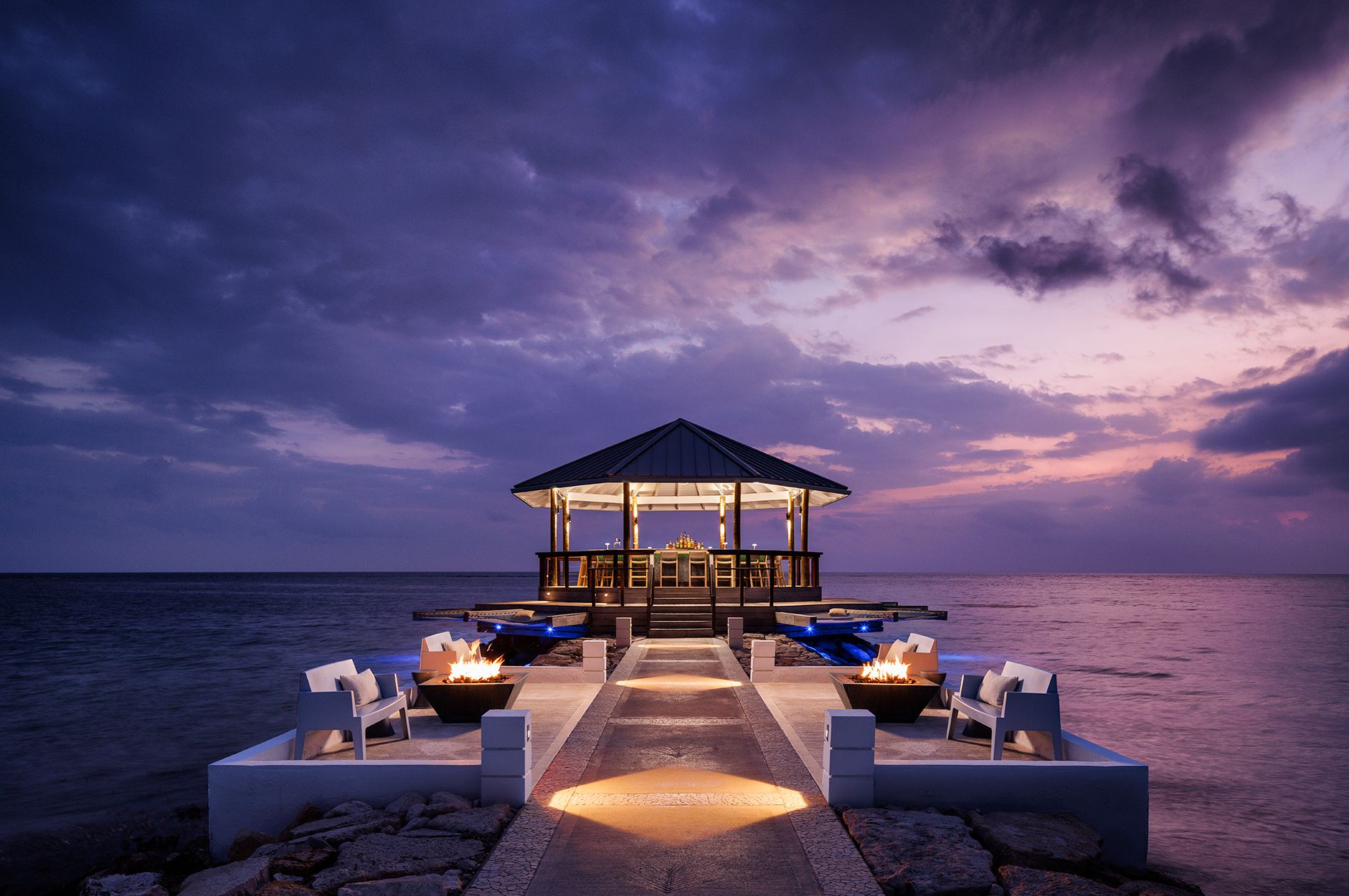sandals-south-coast-overwater-bar