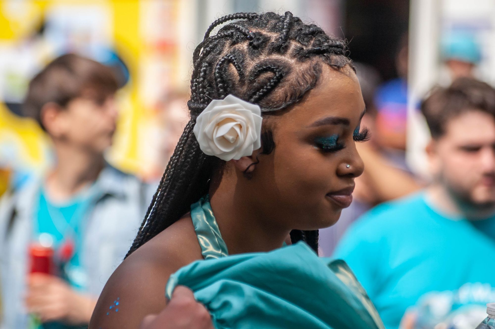 simple carnival hairstyle Caribbean