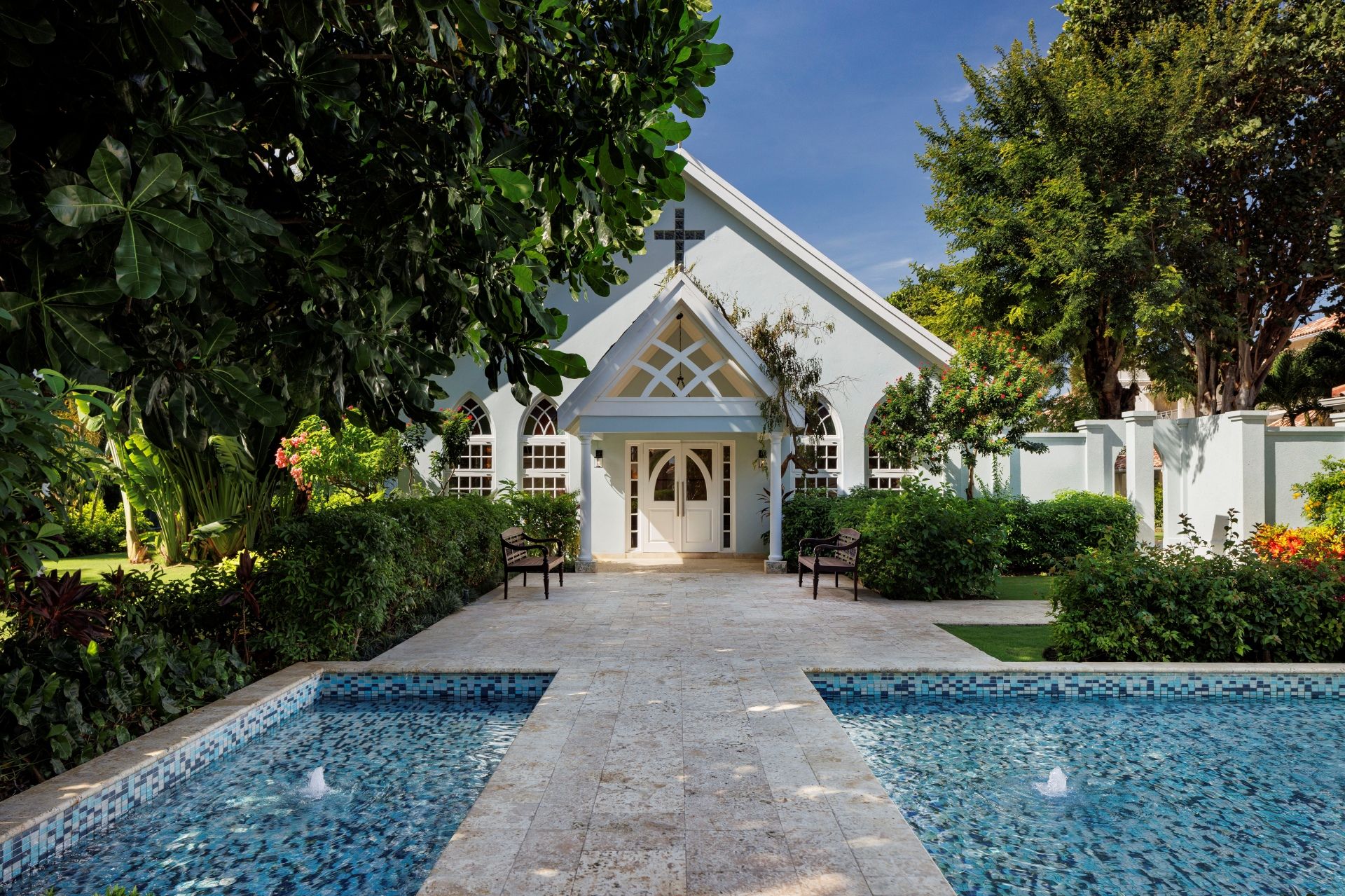 SMB-Grounds-GardenChapel