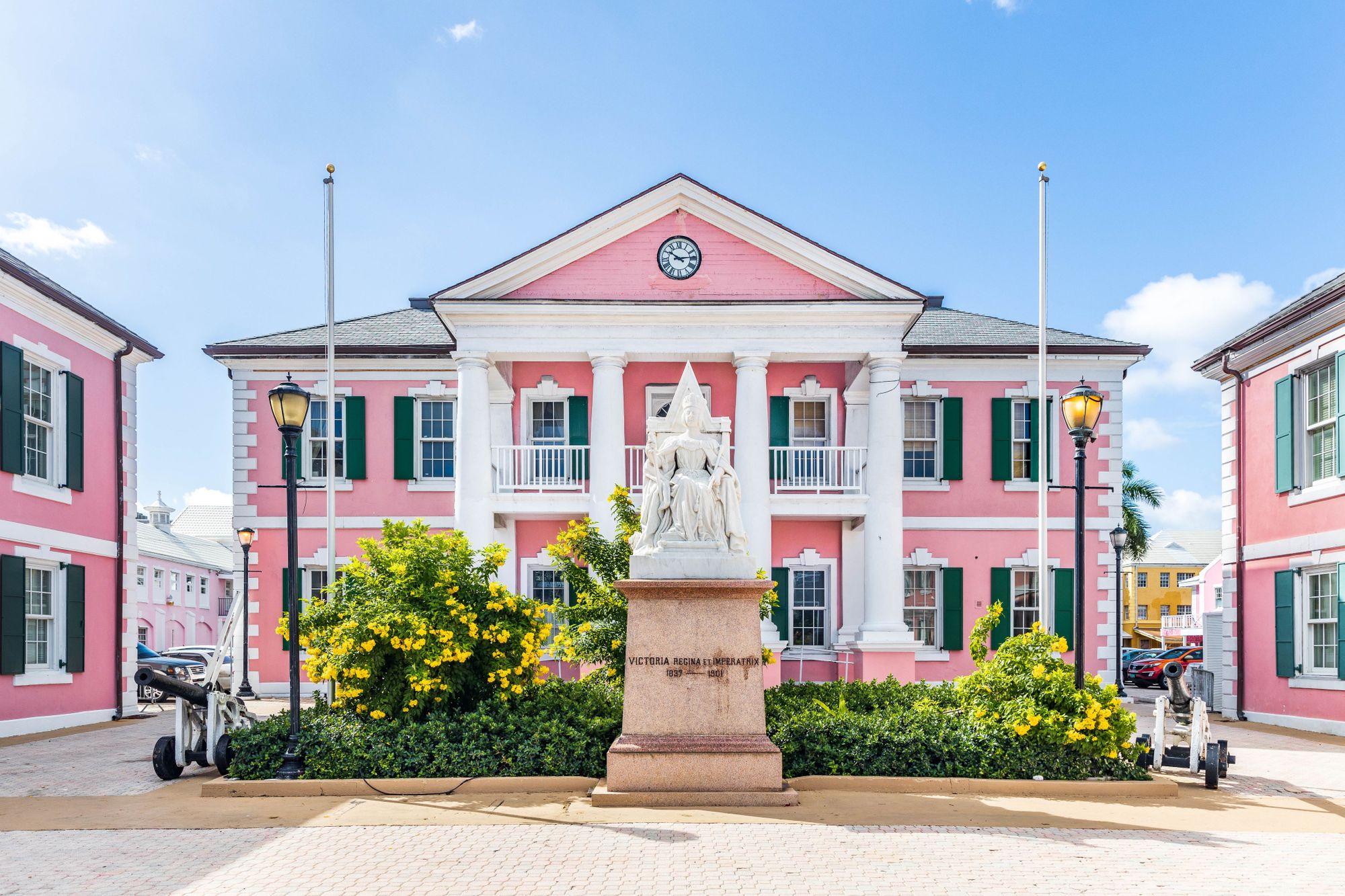 The Top 10 Cultural Landmarks of the Bahamas