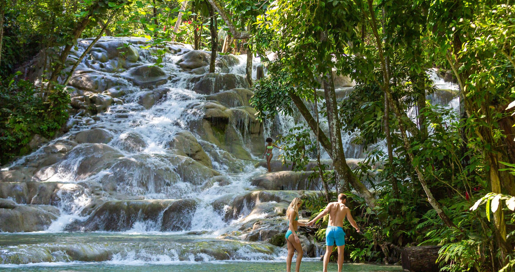 Web-Version-SDR-Lifestyle-Dunns-River-Couple-Walking-3