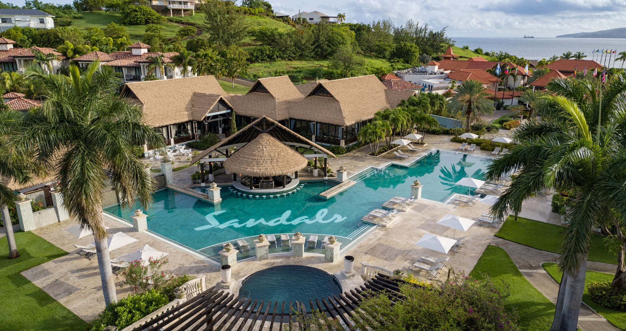 Web-Version-SLS-Pool-South-Sea-Pool-Ocean