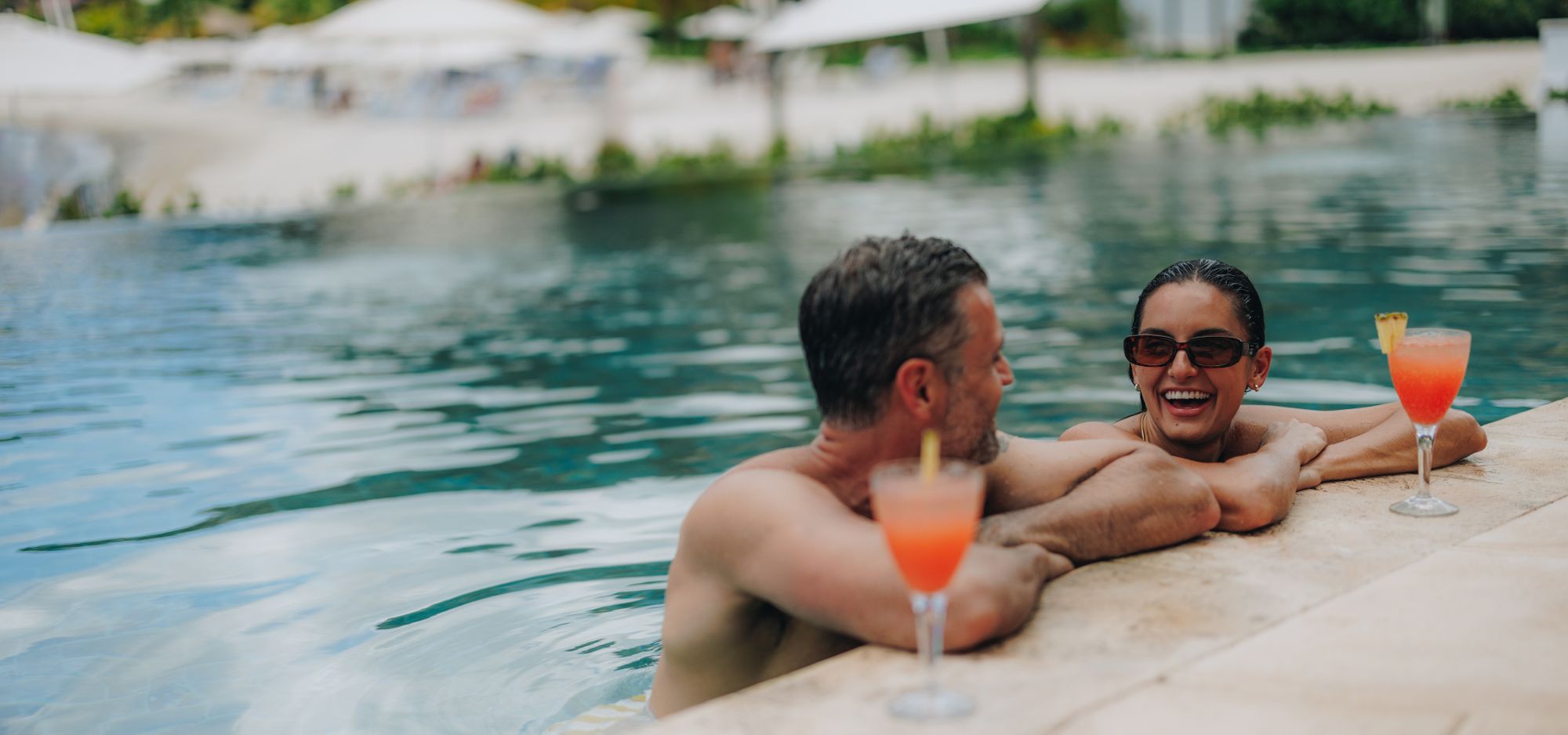 Lifestyle-Couple-Pool-Drinks-1