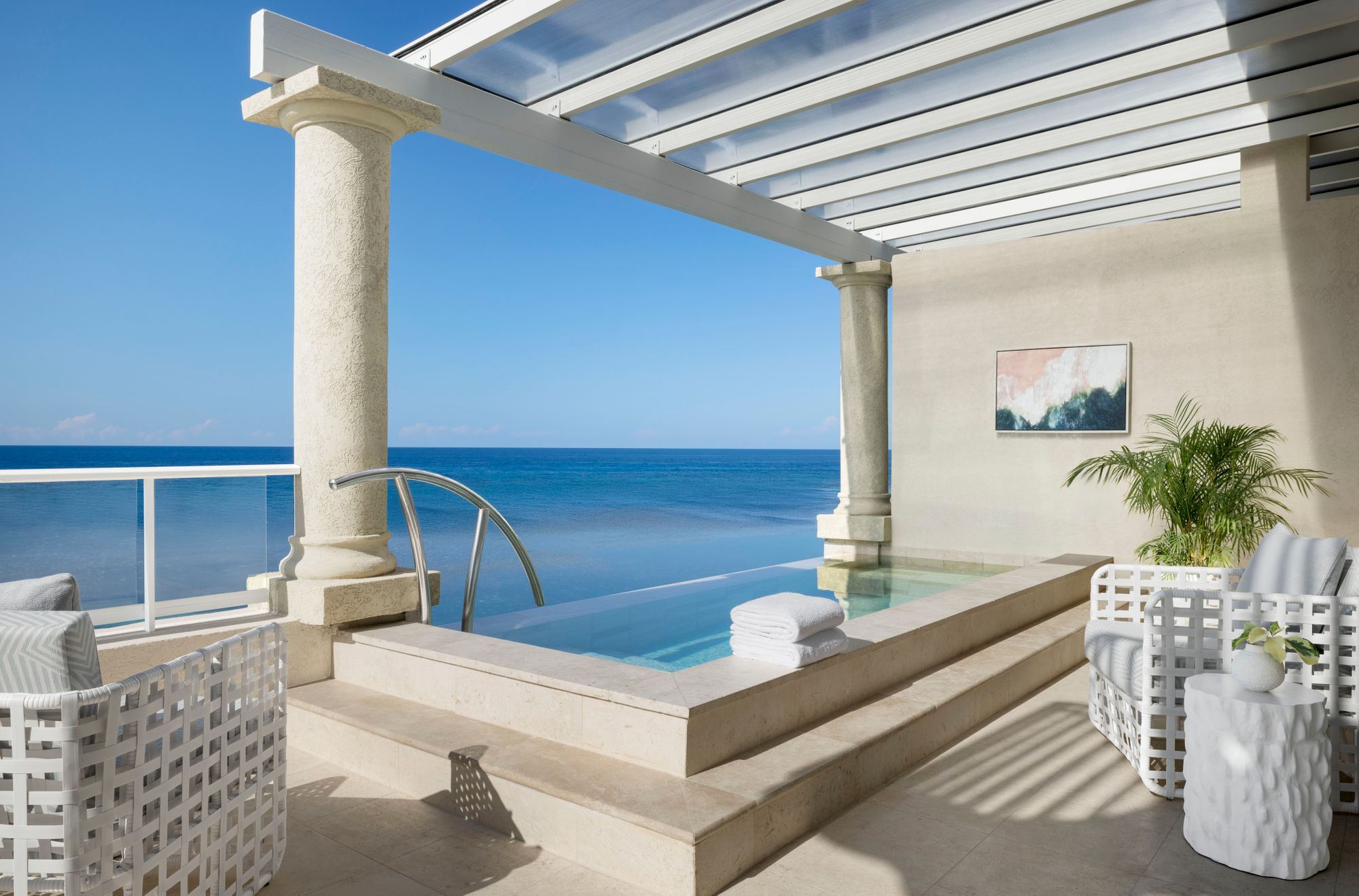 JPG-Version-SRC-Room-RSKY-Balcony-1