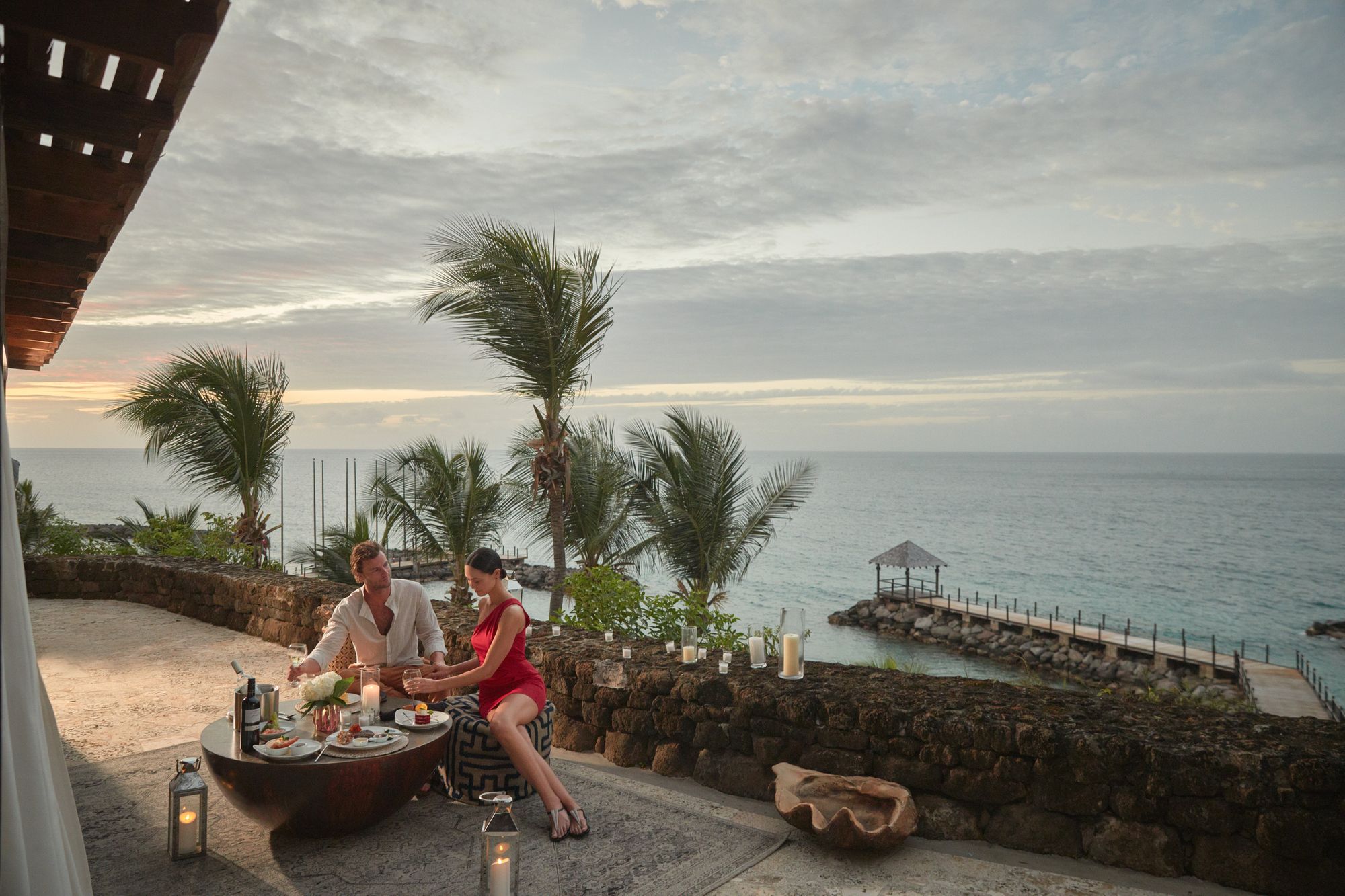 SLS-Lifestyle-Rock-Wall-Dinner