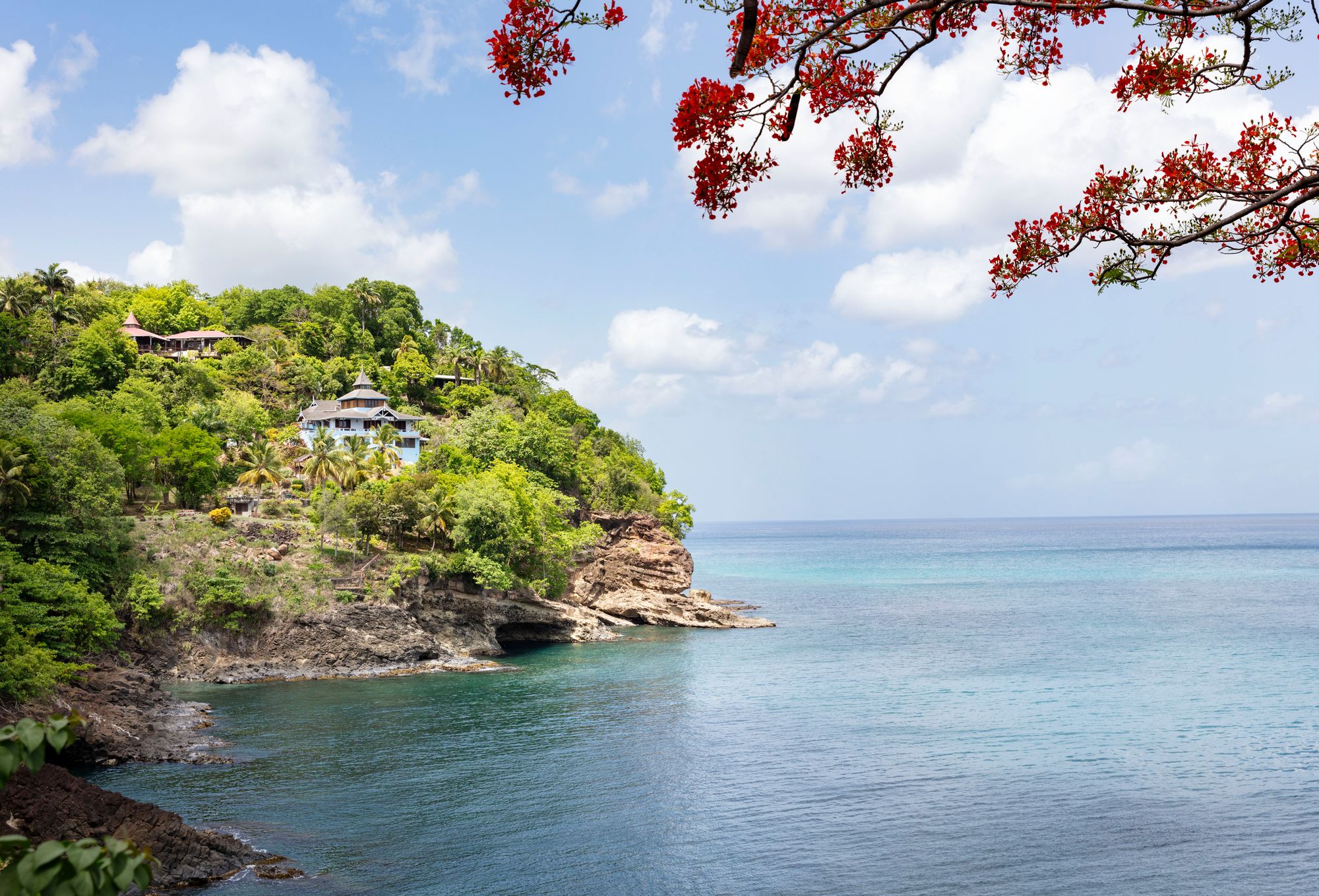 JPG-Version-SLU-Grounds-Cliff